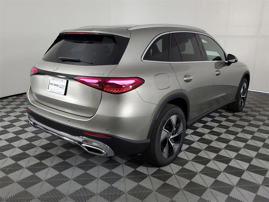 new 2024 Mercedes-Benz GLC 300 car, priced at $56,755