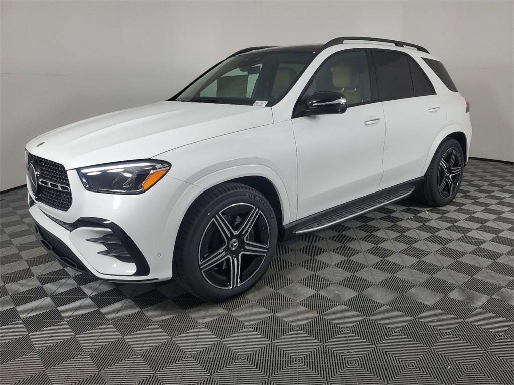 new 2025 Mercedes-Benz GLE 450 car, priced at $88,455