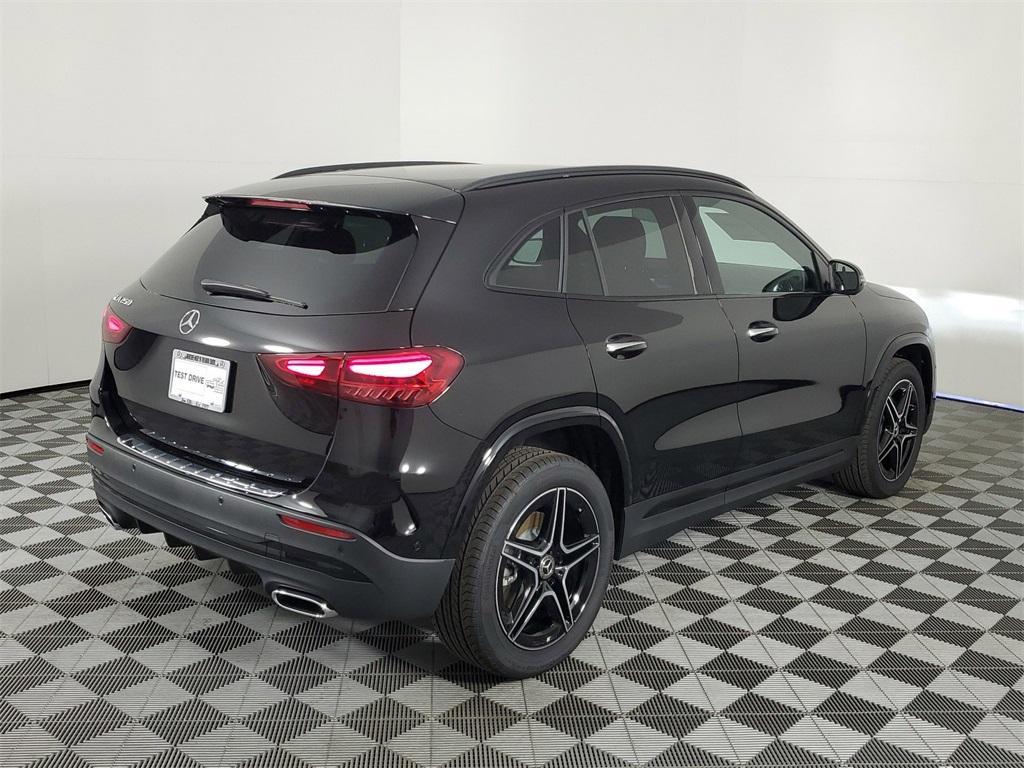 new 2025 Mercedes-Benz GLA 250 car, priced at $49,175