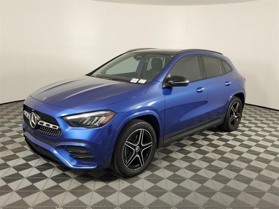 used 2024 Mercedes-Benz GLA 250 car, priced at $37,990