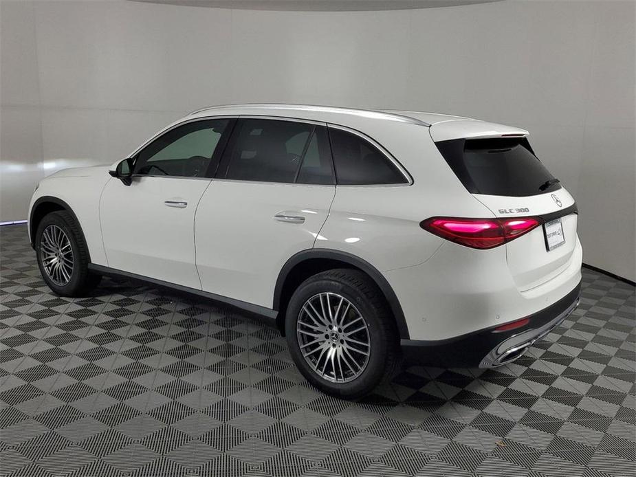 new 2025 Mercedes-Benz GLC 300 car, priced at $51,385