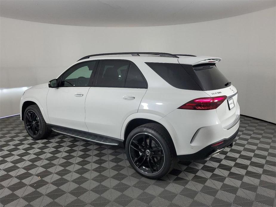 new 2025 Mercedes-Benz GLE 580 car, priced at $108,280