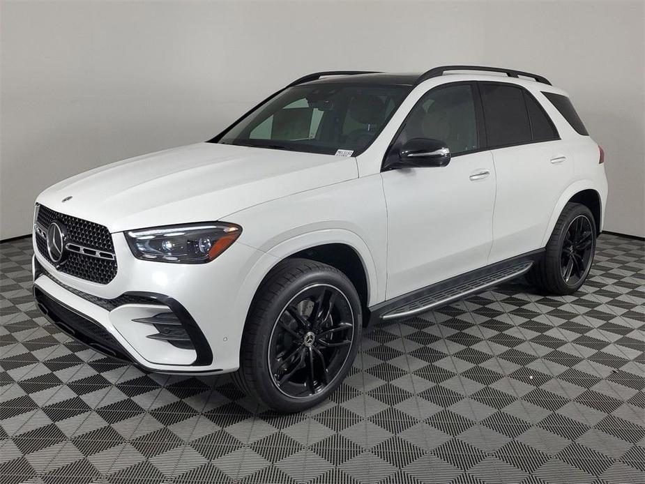 new 2025 Mercedes-Benz GLE 580 car, priced at $108,280