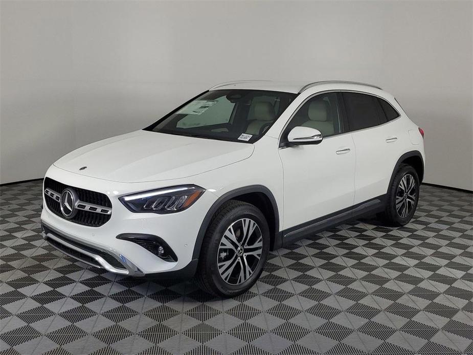 new 2025 Mercedes-Benz GLA 250 car, priced at $44,345