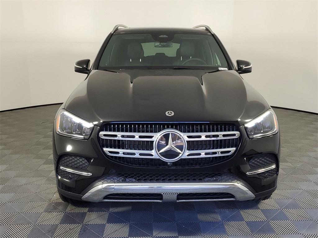 new 2025 Mercedes-Benz GLE 450 car, priced at $73,965