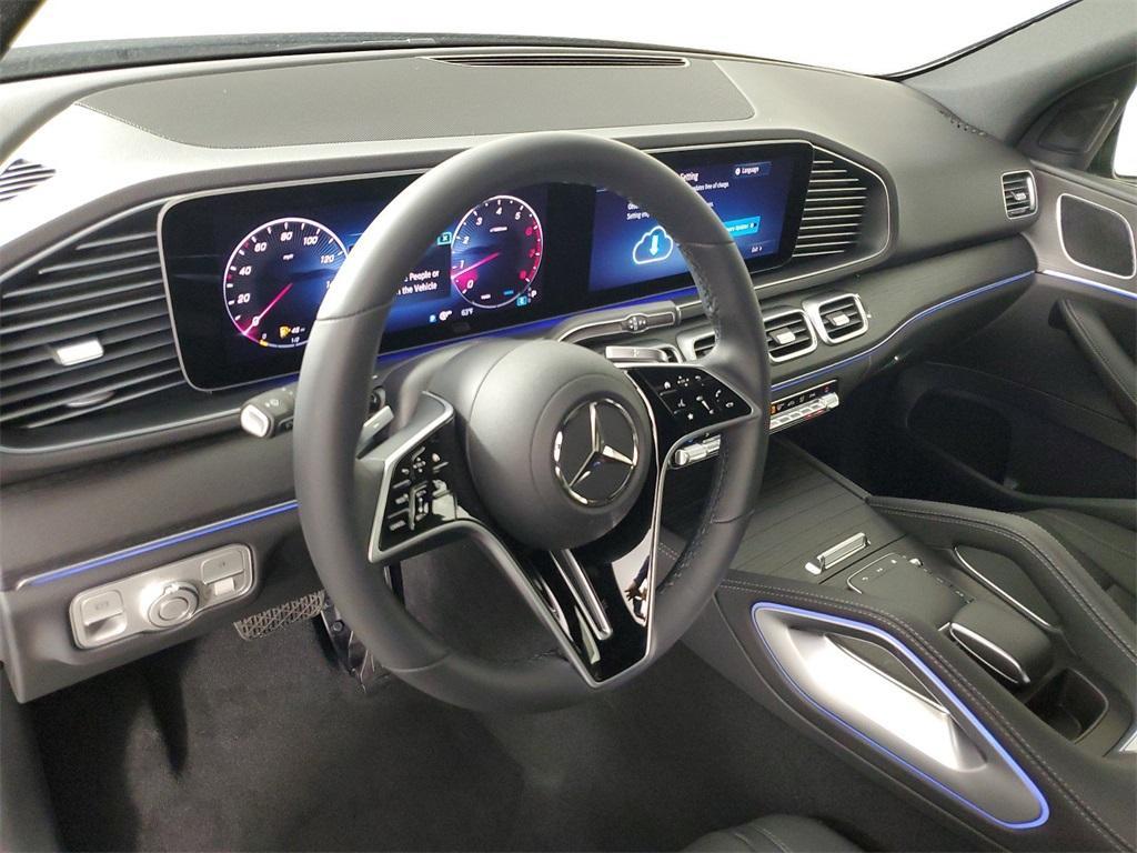 new 2025 Mercedes-Benz GLE 450 car, priced at $73,965