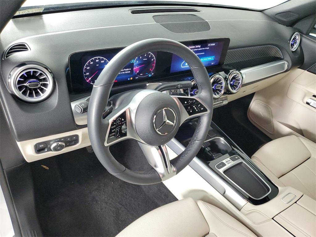 used 2024 Mercedes-Benz GLB 250 car, priced at $39,950