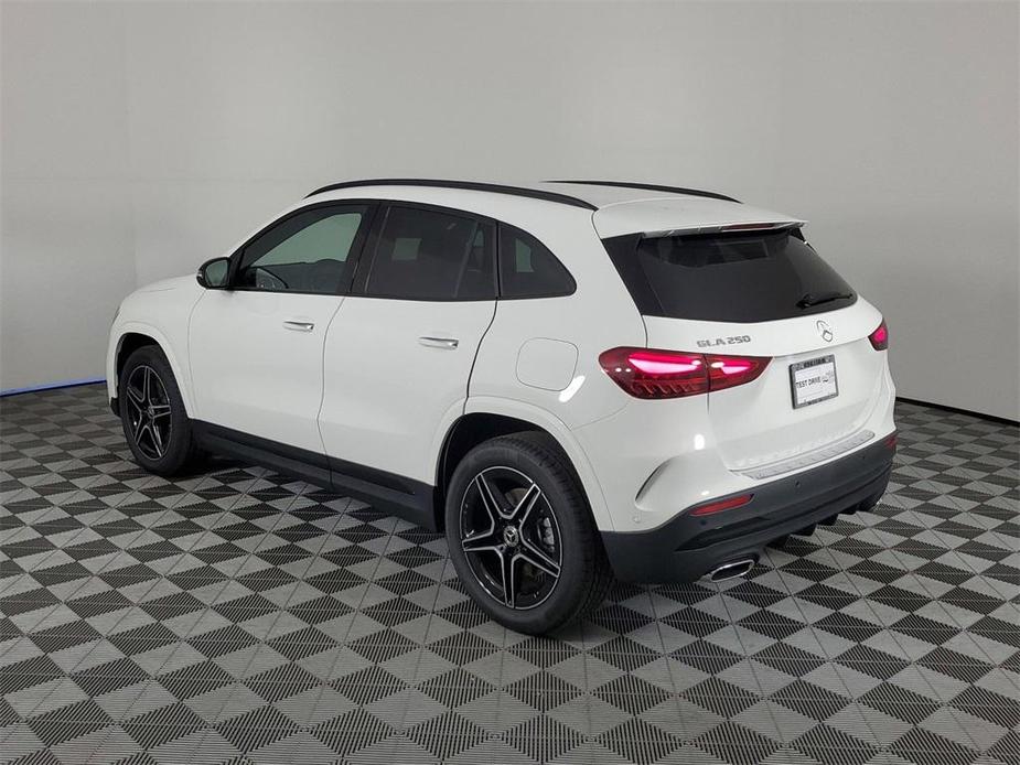 new 2025 Mercedes-Benz GLA 250 car, priced at $49,175