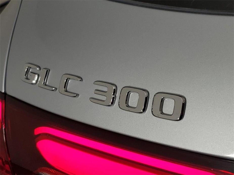 new 2024 Mercedes-Benz GLC 300 car, priced at $57,830