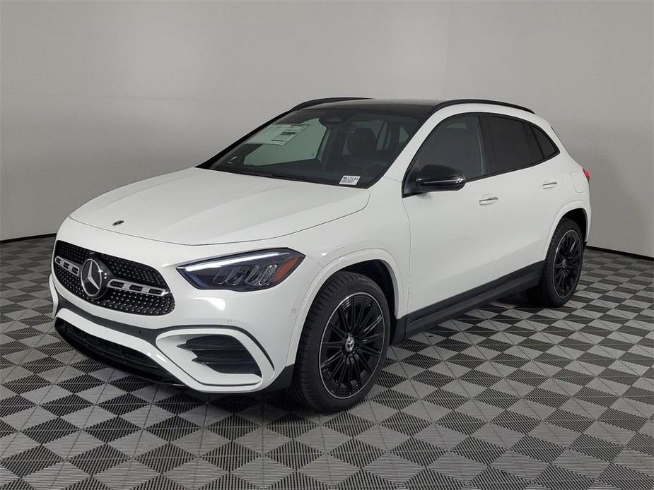 new 2025 Mercedes-Benz GLA 250 car, priced at $52,130