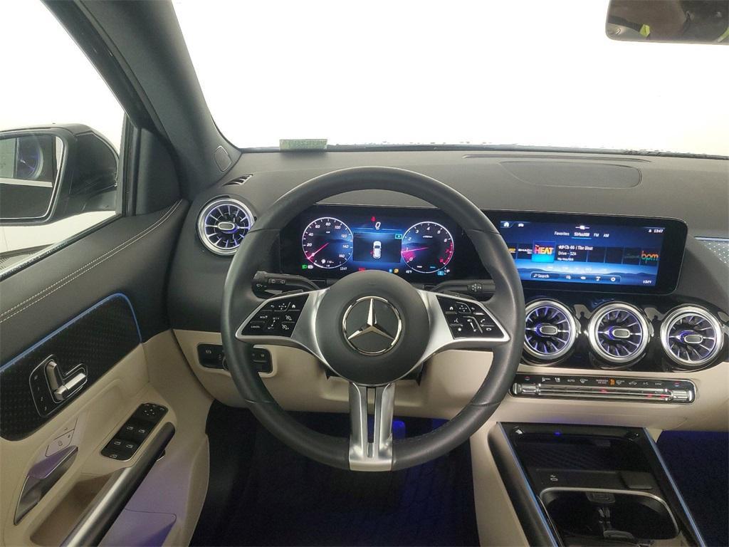 used 2025 Mercedes-Benz GLA 250 car, priced at $40,990