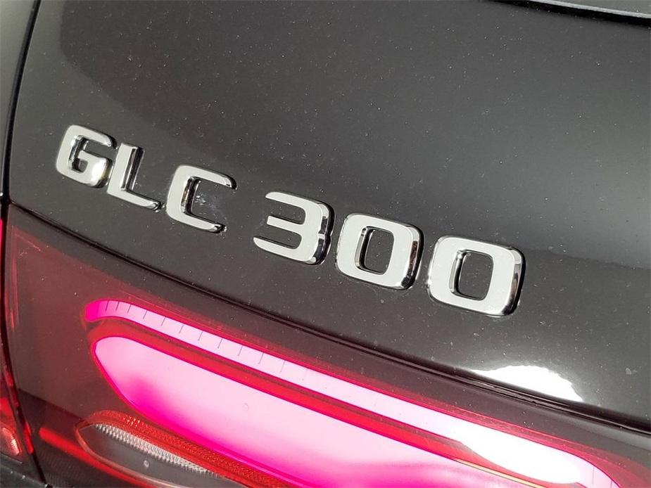 new 2025 Mercedes-Benz GLC 300 car, priced at $51,765