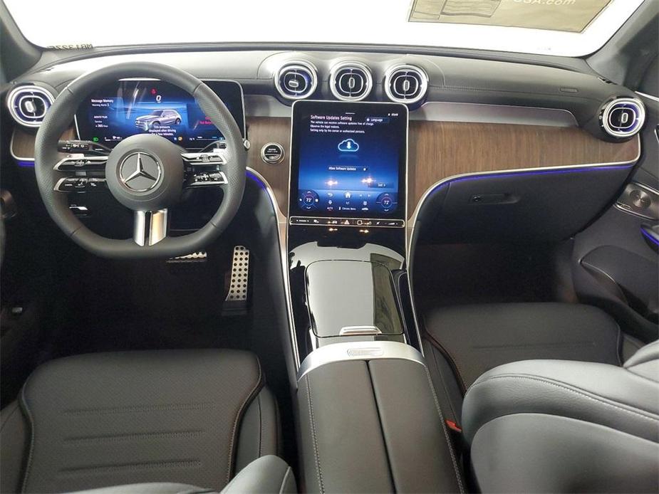 new 2025 Mercedes-Benz GLC 300 car, priced at $60,585