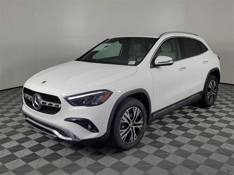 new 2025 Mercedes-Benz GLA 250 car, priced at $45,845