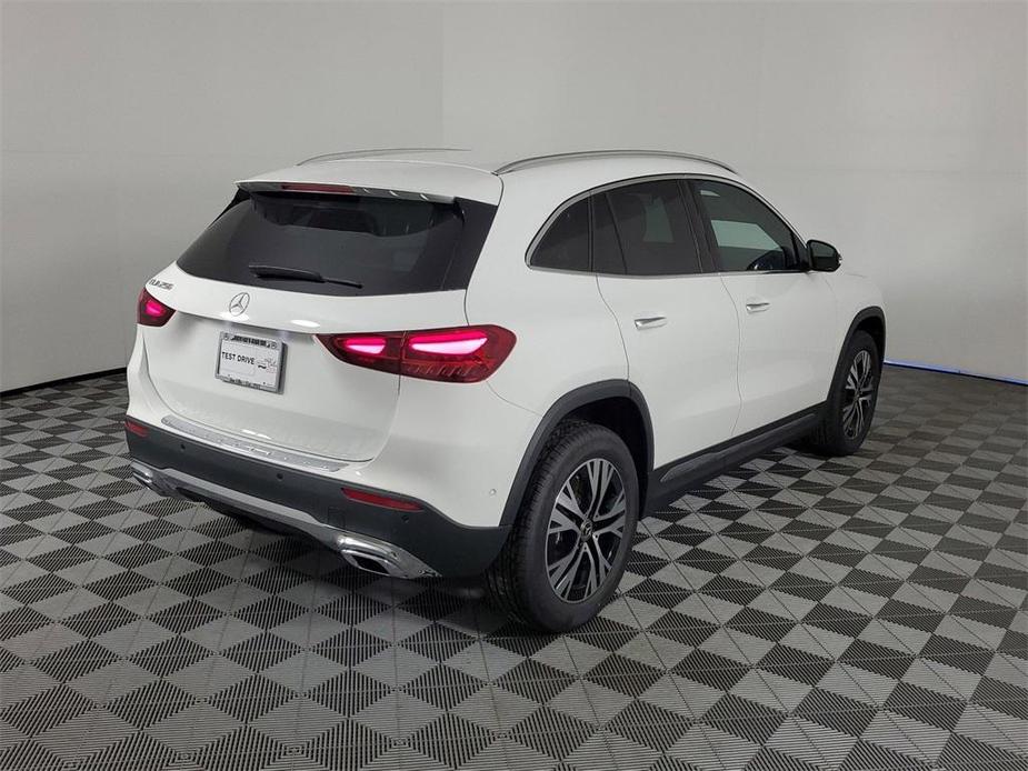 new 2025 Mercedes-Benz GLA 250 car, priced at $45,845