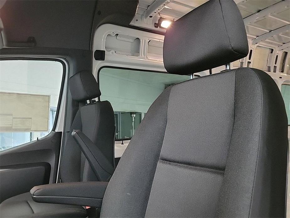 new 2024 Mercedes-Benz Sprinter 3500 car, priced at $73,869