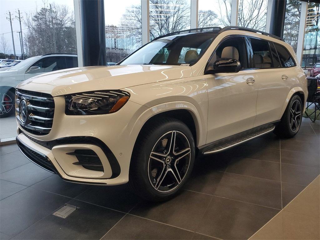 new 2025 Mercedes-Benz GLS 450 car, priced at $96,745