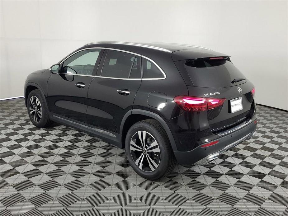 new 2025 Mercedes-Benz GLA 250 car, priced at $44,345