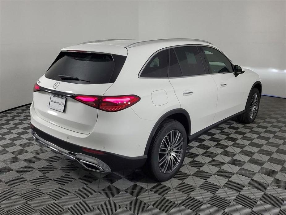 new 2025 Mercedes-Benz GLC 300 car, priced at $51,385