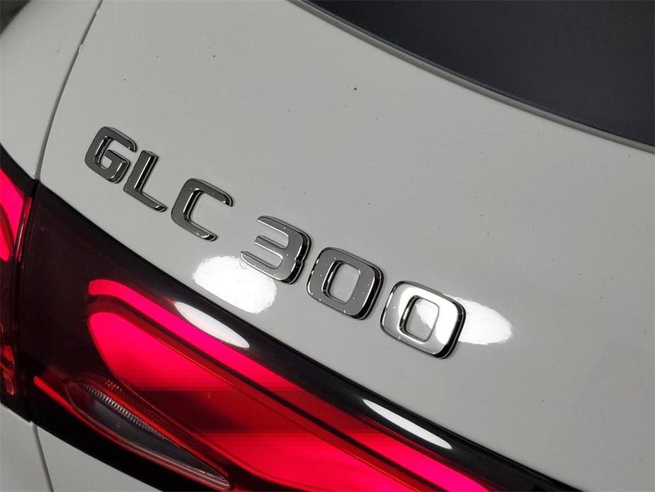 new 2025 Mercedes-Benz GLC 300 car, priced at $51,385