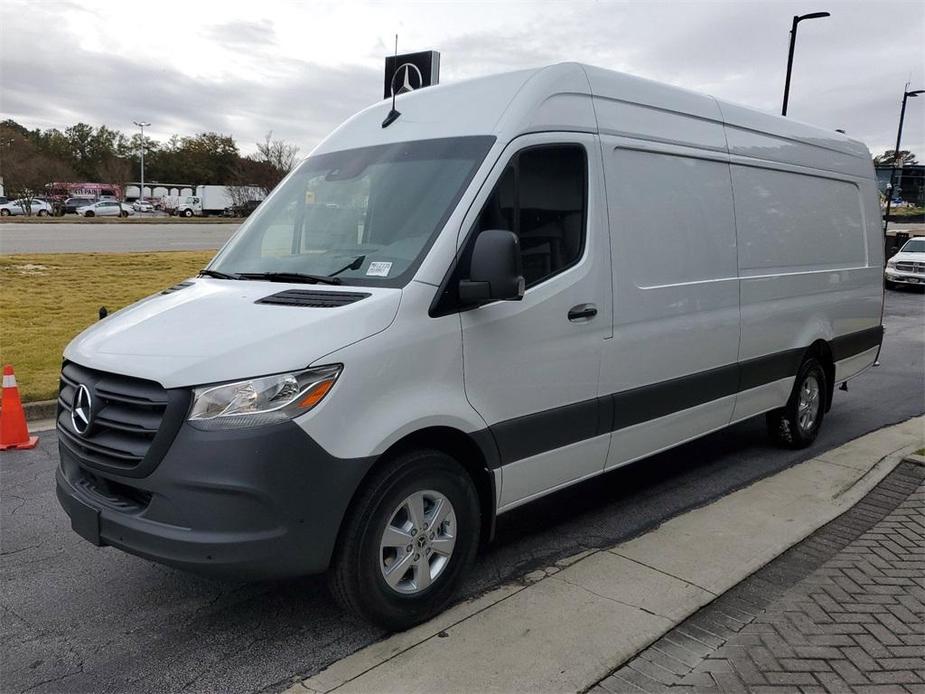 new 2024 Mercedes-Benz Sprinter 2500 car, priced at $71,282