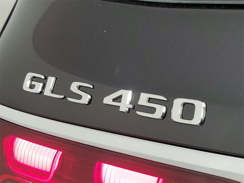 new 2025 Mercedes-Benz GLS 450 car, priced at $101,645