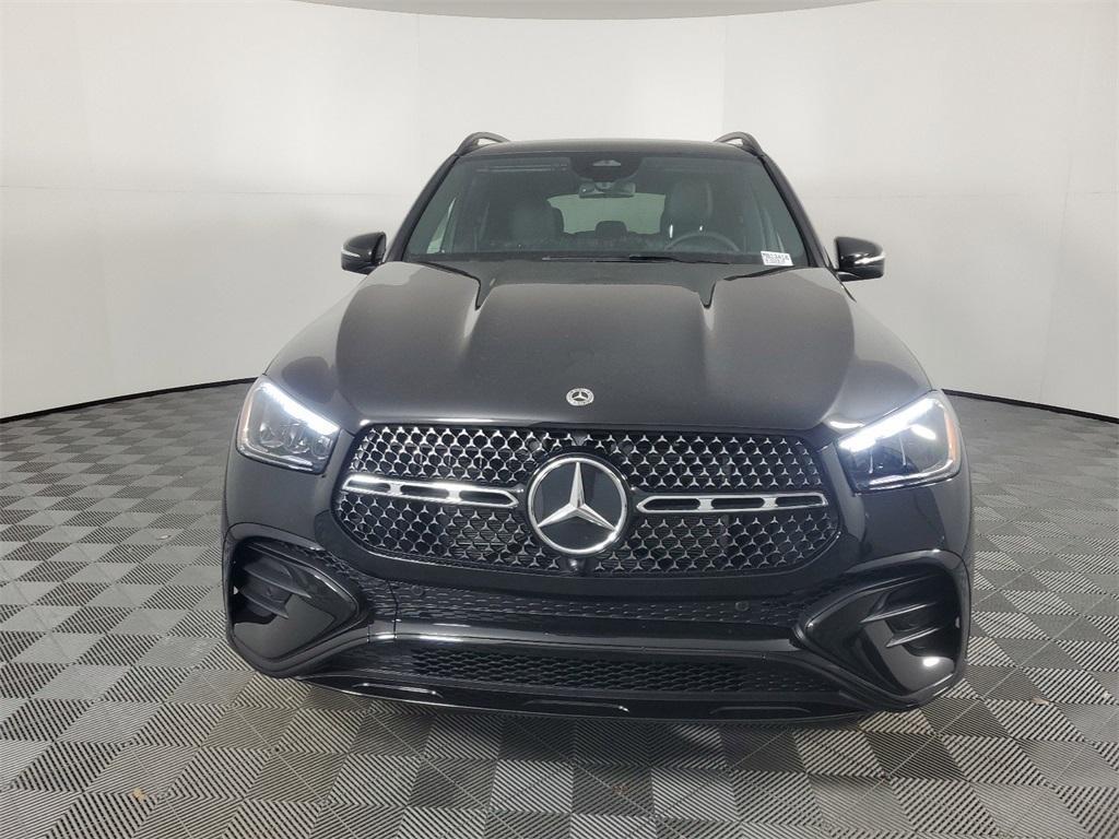 new 2025 Mercedes-Benz GLE 450 car, priced at $82,695