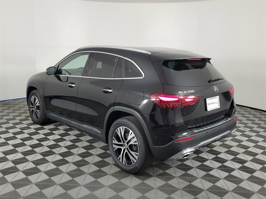 new 2025 Mercedes-Benz GLA 250 car, priced at $45,845