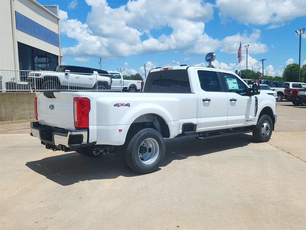 new 2025 Ford F-350 car, priced at $64,466