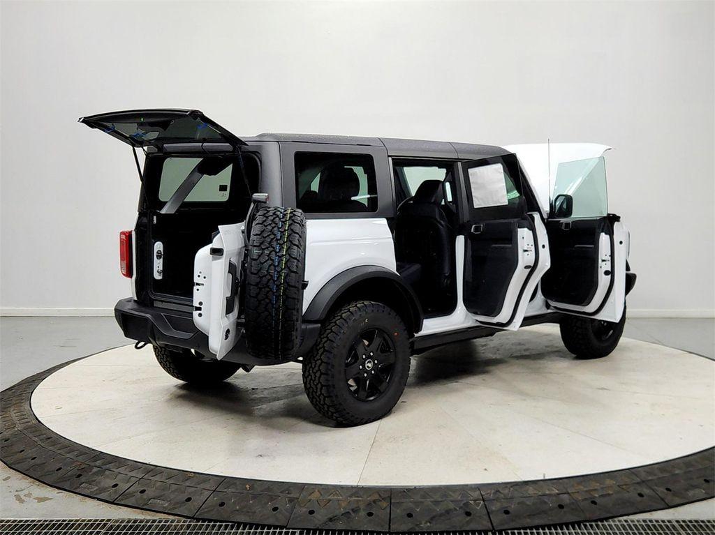 new 2025 Ford Bronco car, priced at $47,956