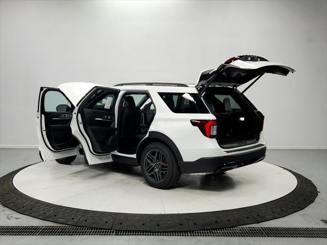 new 2025 Ford Explorer car, priced at $45,986