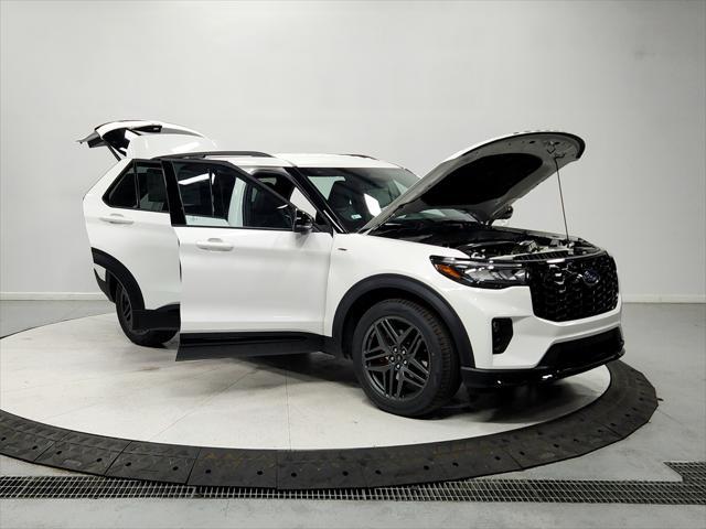 new 2025 Ford Explorer car, priced at $45,986
