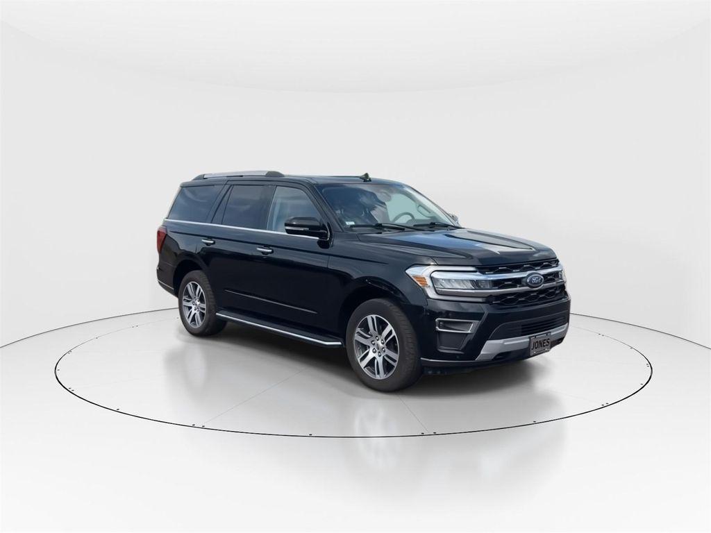 used 2023 Ford Expedition car, priced at $45,236