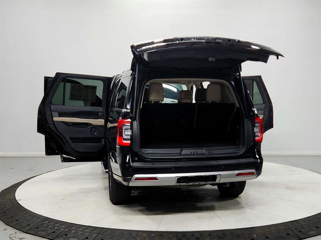 used 2023 Ford Expedition car, priced at $42,834