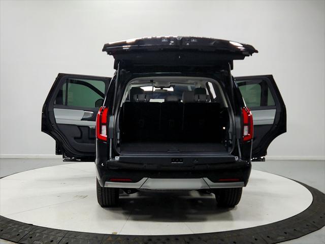 new 2025 Ford Expedition car, priced at $76,396