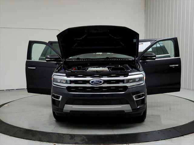 used 2024 Ford Expedition car, priced at $57,394