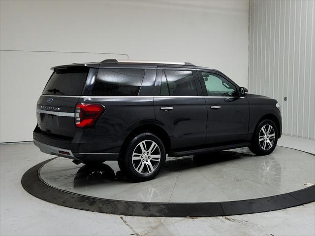used 2024 Ford Expedition car, priced at $57,394