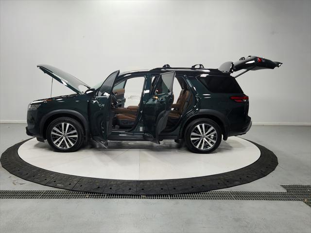 used 2022 Nissan Pathfinder car, priced at $31,383