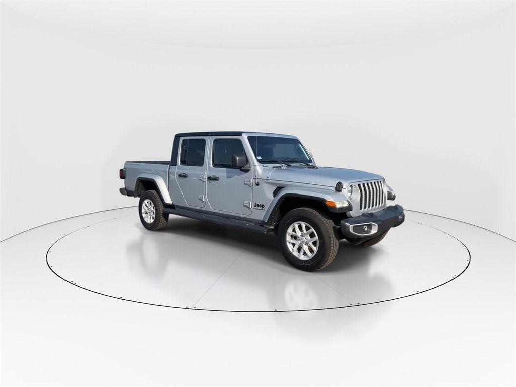 used 2023 Jeep Gladiator car, priced at $28,986