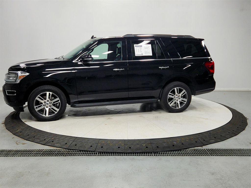 used 2024 Ford Expedition car, priced at $52,661