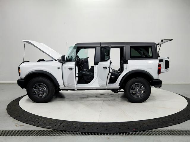 new 2024 Ford Bronco car, priced at $44,637