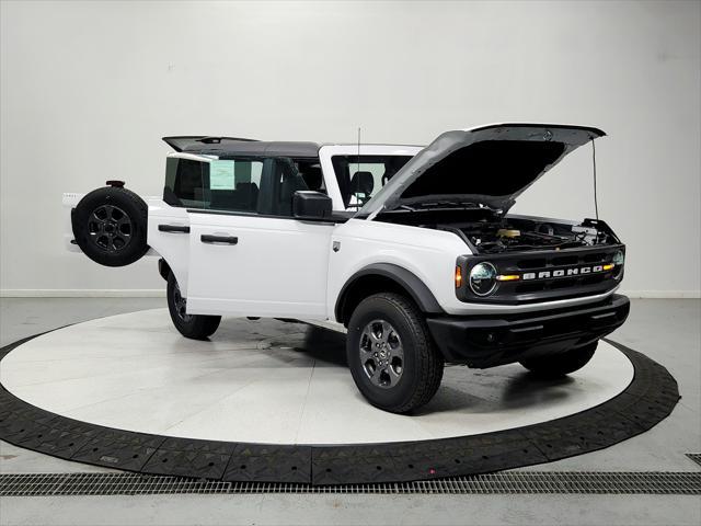 new 2024 Ford Bronco car, priced at $44,637