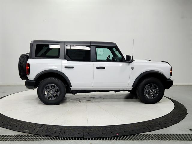 new 2024 Ford Bronco car, priced at $44,637