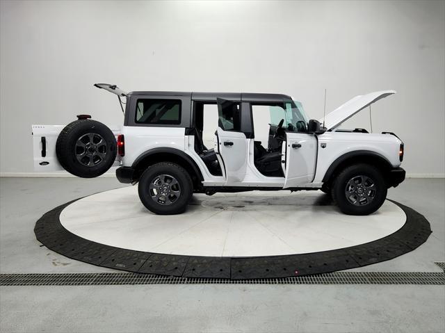 new 2024 Ford Bronco car, priced at $44,637