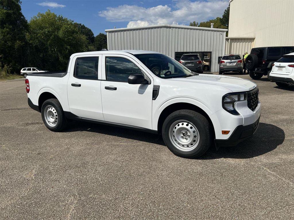 new 2025 Ford Maverick car, priced at $28,706