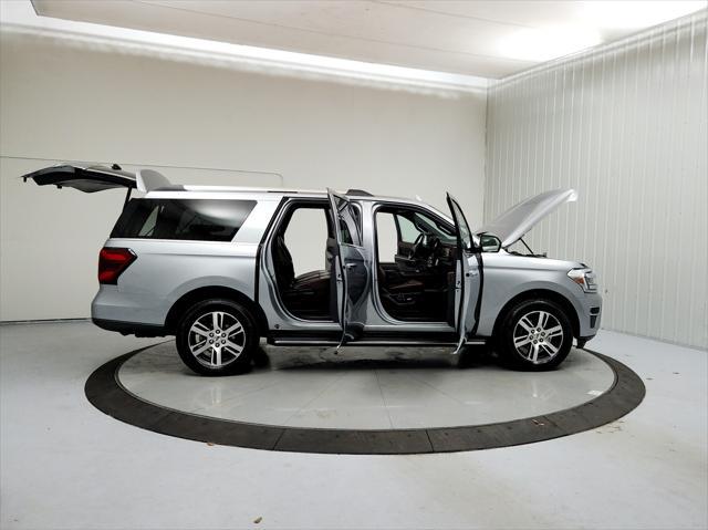 used 2022 Ford Expedition car, priced at $34,382