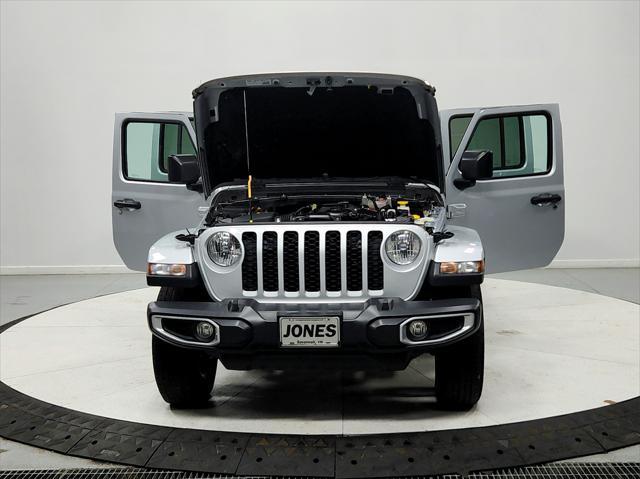 used 2023 Jeep Gladiator car, priced at $27,986