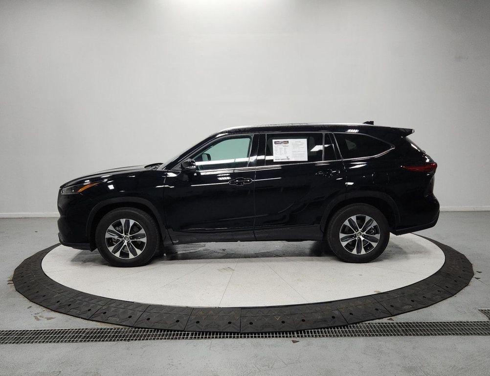 used 2021 Toyota Highlander car, priced at $28,986