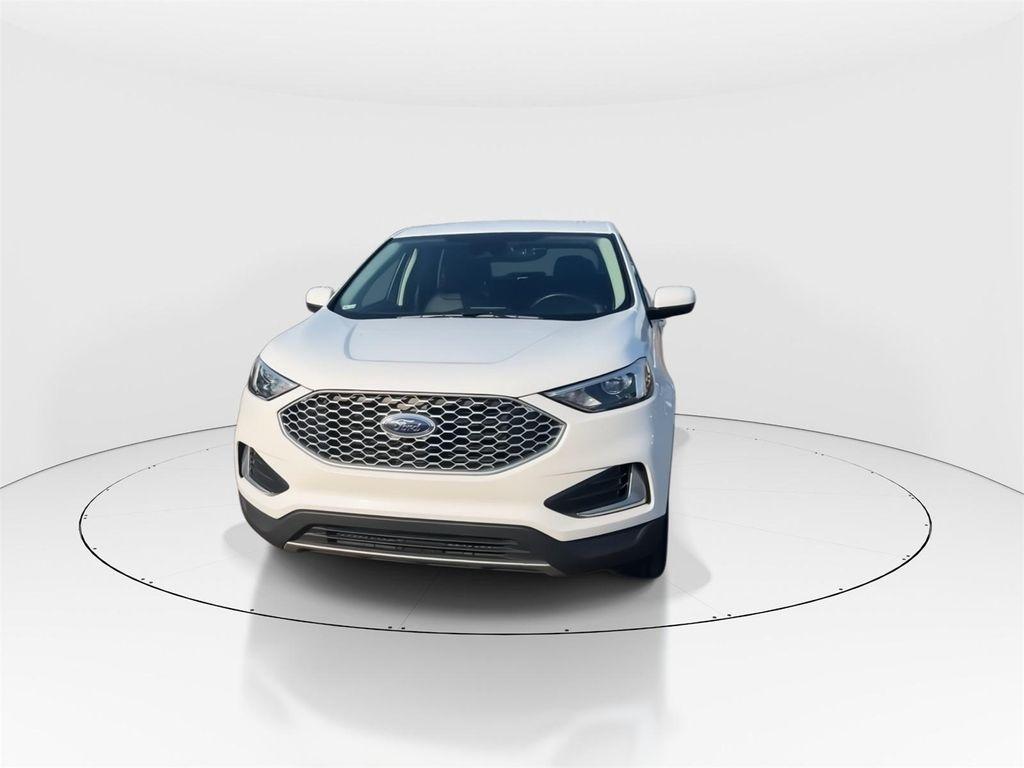 used 2024 Ford Edge car, priced at $23,400