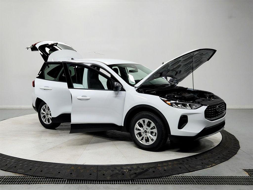 new 2026 Ford Escape car, priced at $30,952